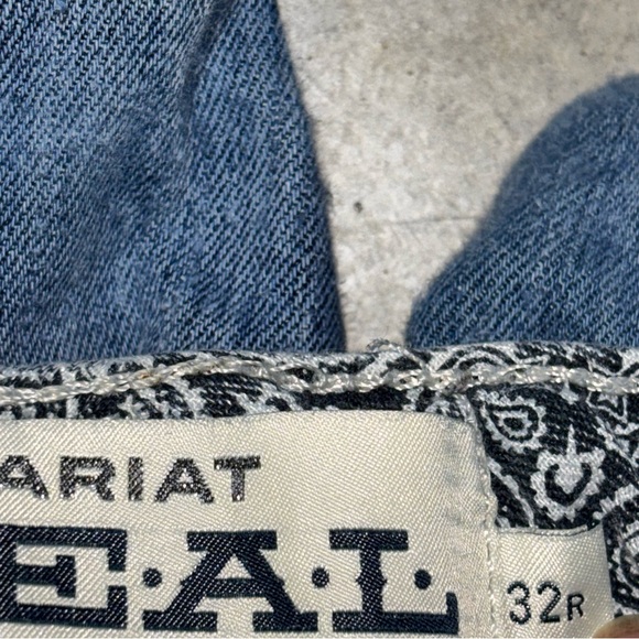 Ariat R.E.A.L. Rainstorm Straight Leg Jeans - Picture 8 of 15